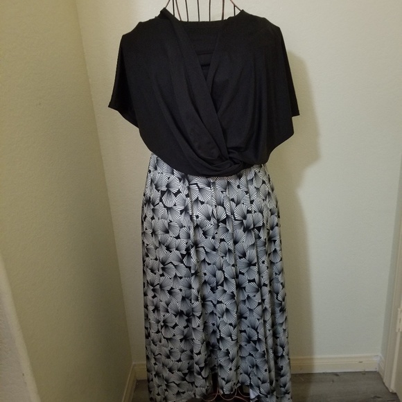 Signature Collection - Picture 1 of 2